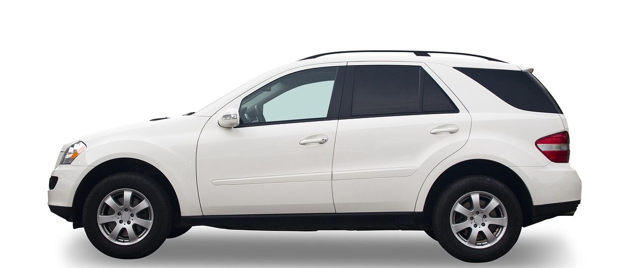 Hoe schakel je de parkeerhulp uit in een Mercedes GLA