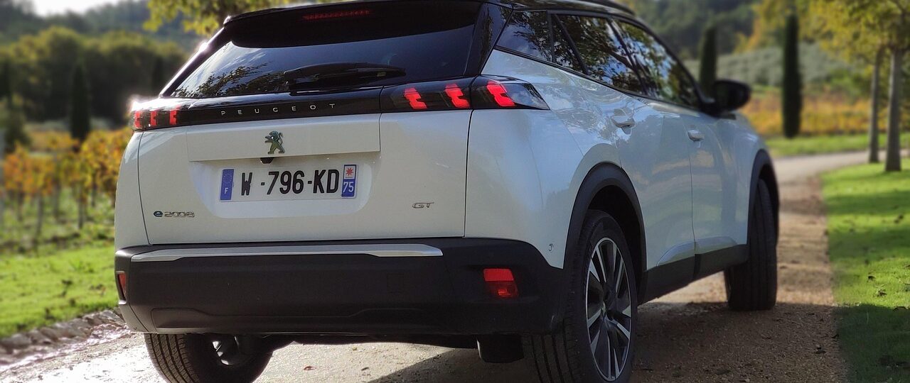 Wat betekent ‘Check Brake System’ bij een Peugeot 2008