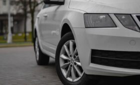 Hoe vervang je de remblokken van een Skoda Octavia