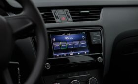 Hoe stel je de taal van het dashboard in bij een Skoda Octavia