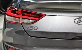 Hoe vervang je de batterij van een autosleutel van een Hyundai i30