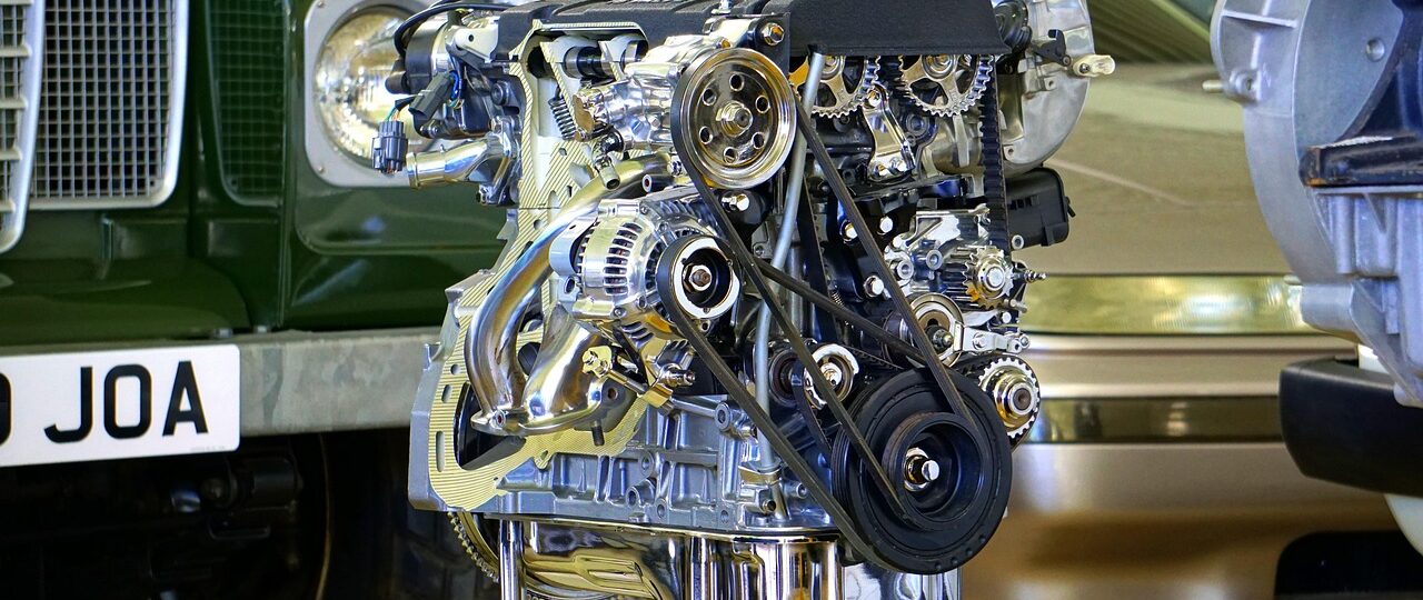 Waarom ruikt mijn auto naar benzine in de cabine