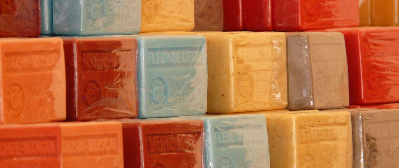 Auto ruikt naar koelvloeistof in de cabine