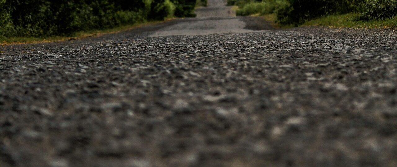 Mercedes B180 maakt zoemend geluid bij lage snelheid