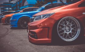 Wat te doen bij versleten banden aan één kant