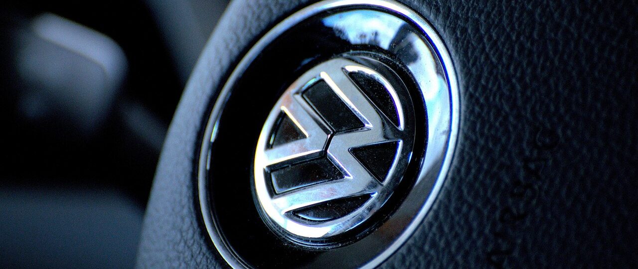 Volkswagen Tiguan 2.0 TDI piept bij sturen