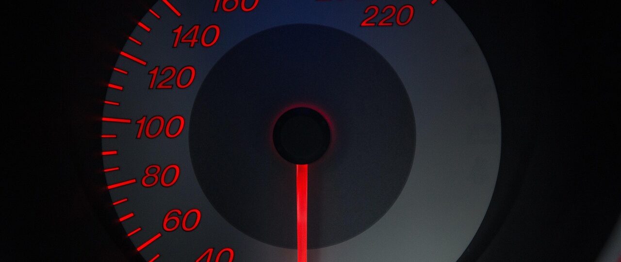 Mazda 3 2.0 SkyActiv stottert bij lage snelheid