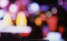 Entertainment onderweg: IPTV voor chauffeurs en onderweg werken